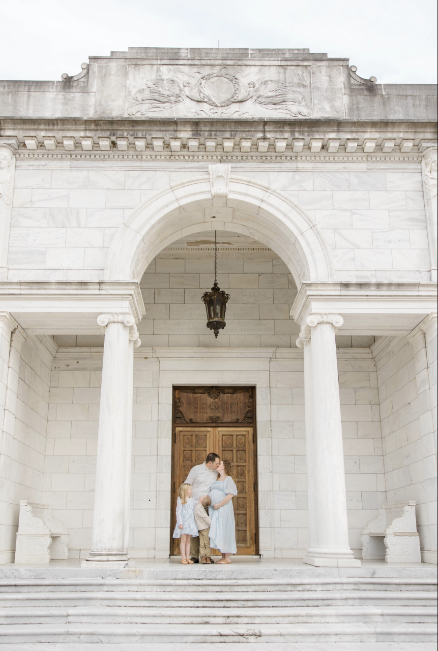 seasonal outdoor Memphis family photographer
